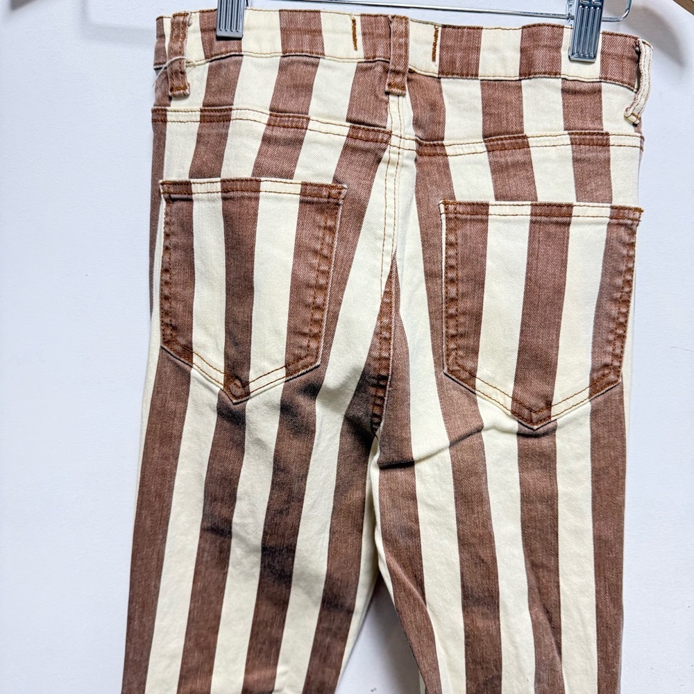 Chic Striped Flare Pants in Brown and White Size S - Picture 6 of 11